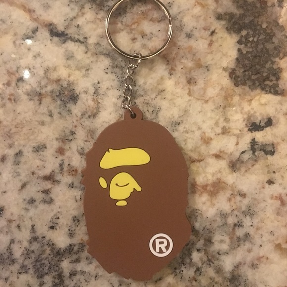 ❌Holiday Sale ❌ Bape keychain - Picture 3 of 7