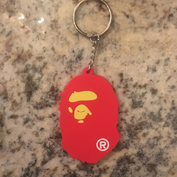 ❌Holiday Sale ❌ Bape keychain - Picture 4 of 7