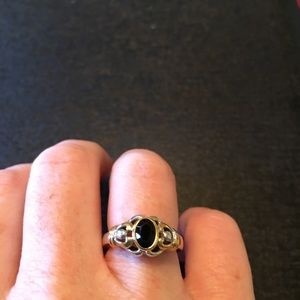 Black onyx ring