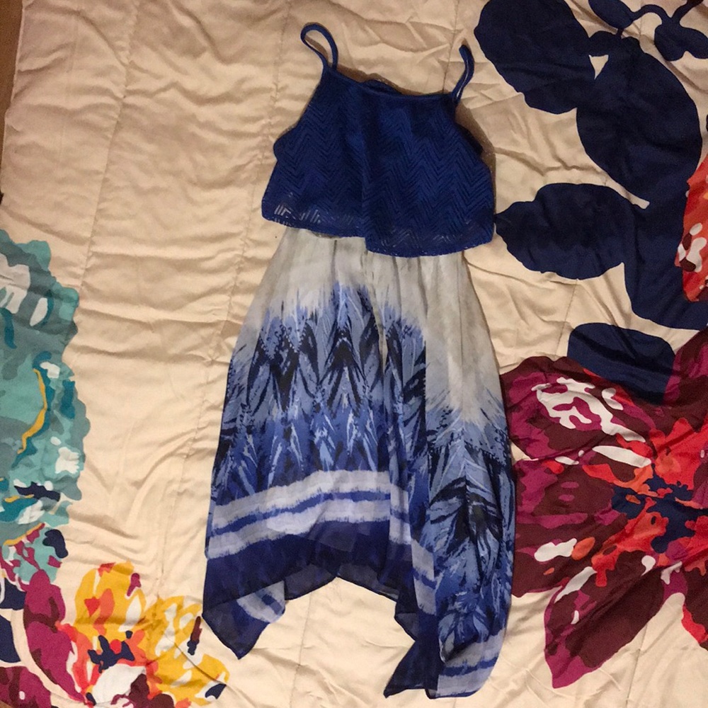 Emily West Girl’s Size 10 Blue Flowing Dress