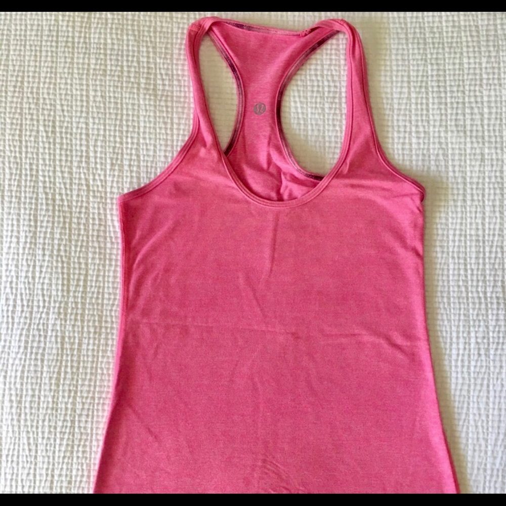 Bundle of 5 Lululemon Tanks