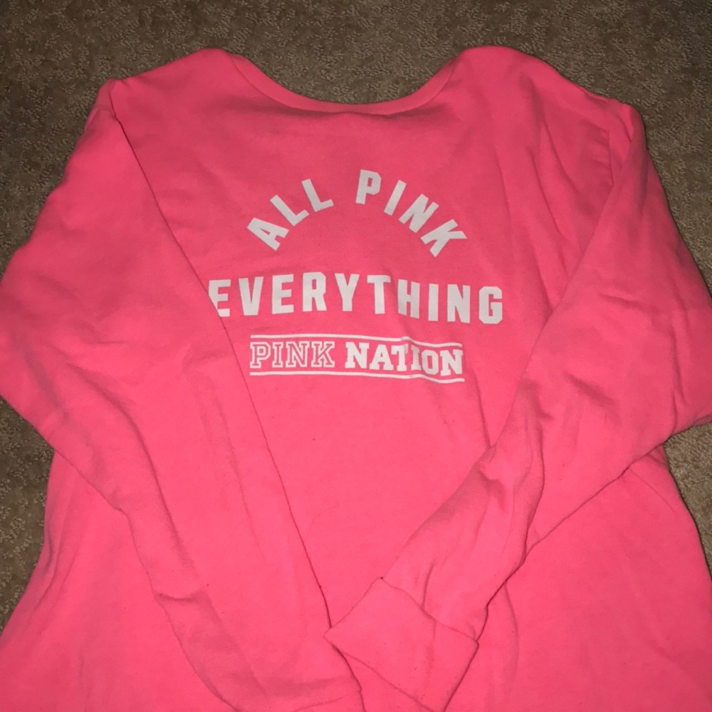 Pink crew neck sweatshirt