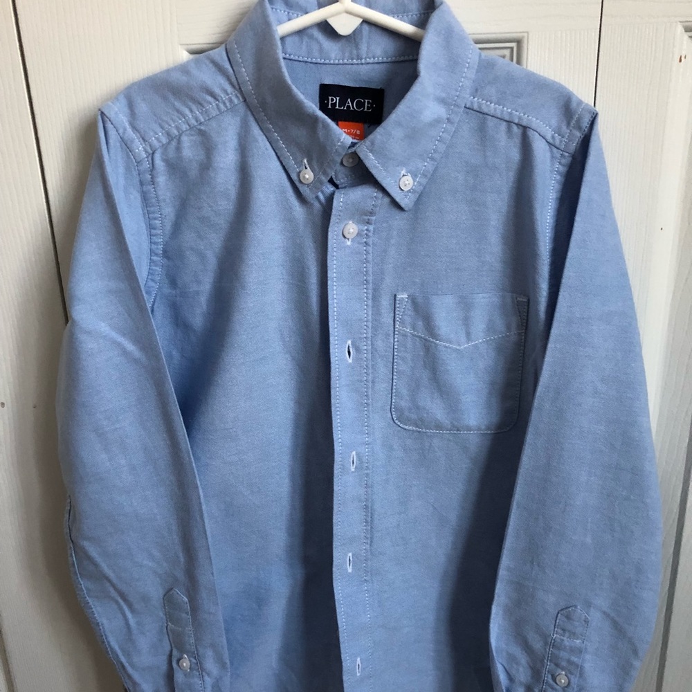 Children’s place long sleeved boys dress shirt.