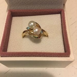 Authentic Pearl & Blue Topaz gold ring