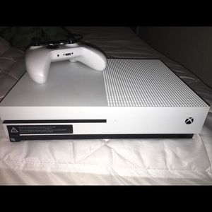 Xbox One with games