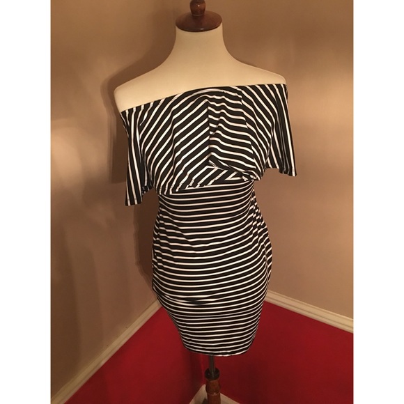 Women’s Striped Off The Shoulder Bodycon - Picture 1 of 2