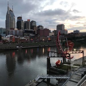 Meet your Posher, Kennan