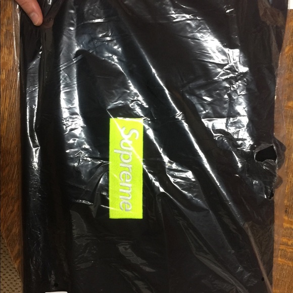 Supreme Box Logo Hoodie-Fall 2017- Black-Large - Picture 5 of 5