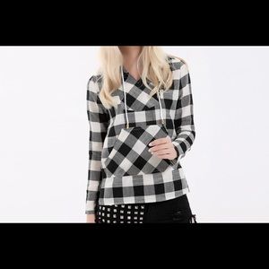 Plaid hooded pullover