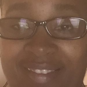 Meet your Posher, Ebony