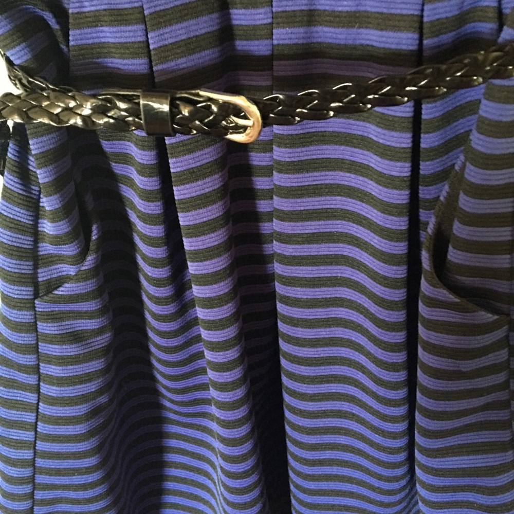 ⭕️SPEECHLESS Dress - Picture 3 of 4