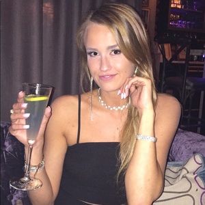 Meet your Posher, Sydney