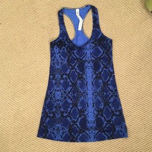Lululemon tank