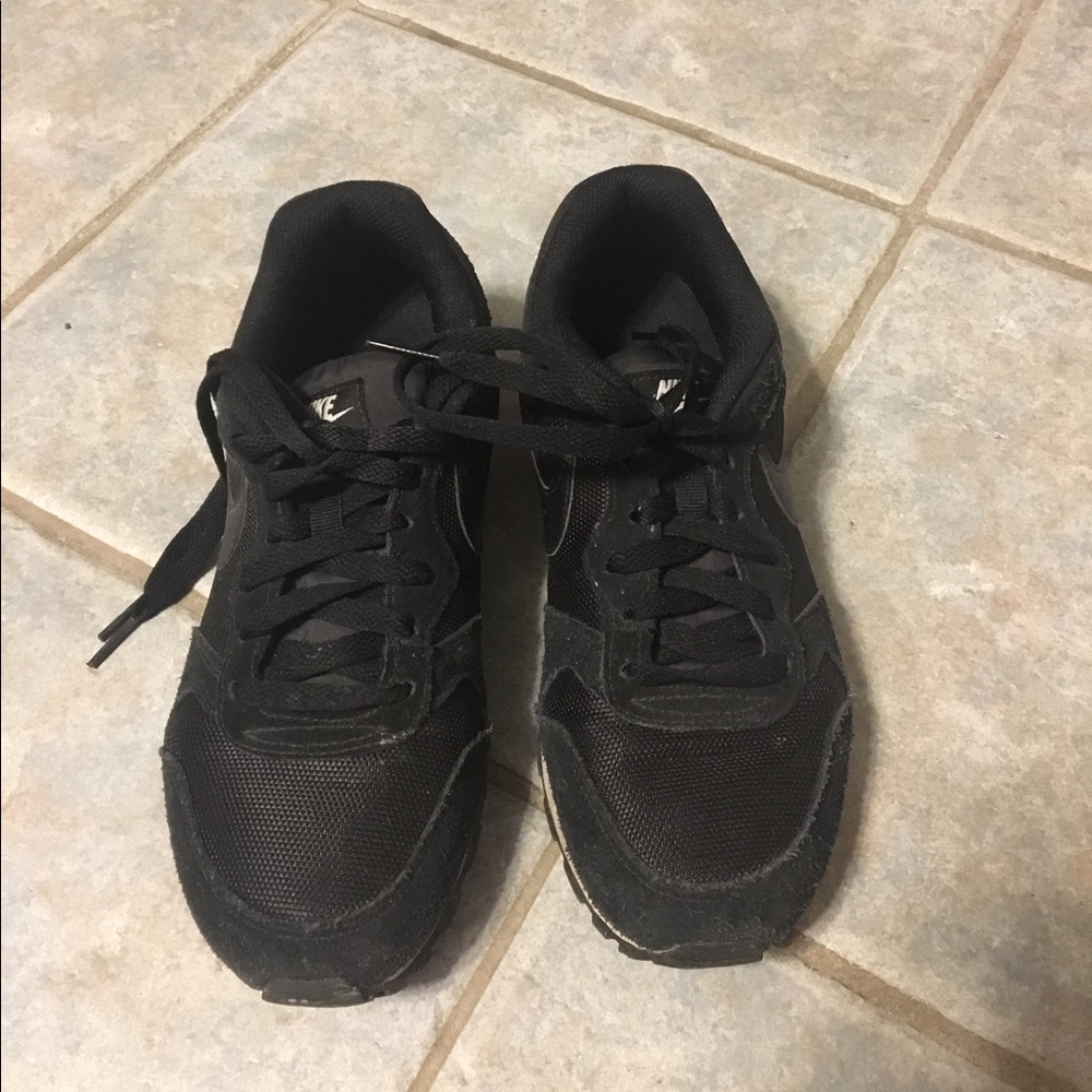 Nike black shoes