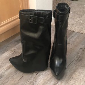 JEFFREY CAMPBELLS Zubby Platform Wedge Boots