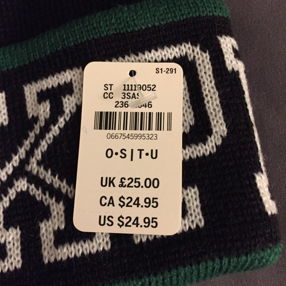 🎉NWT VS Pink Beanie - Picture 3 of 3