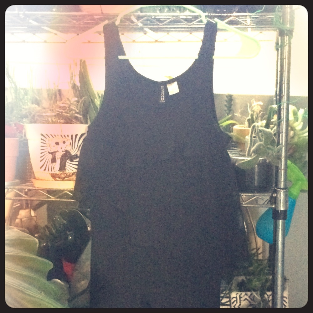 chic LBD - Picture 2 of 5