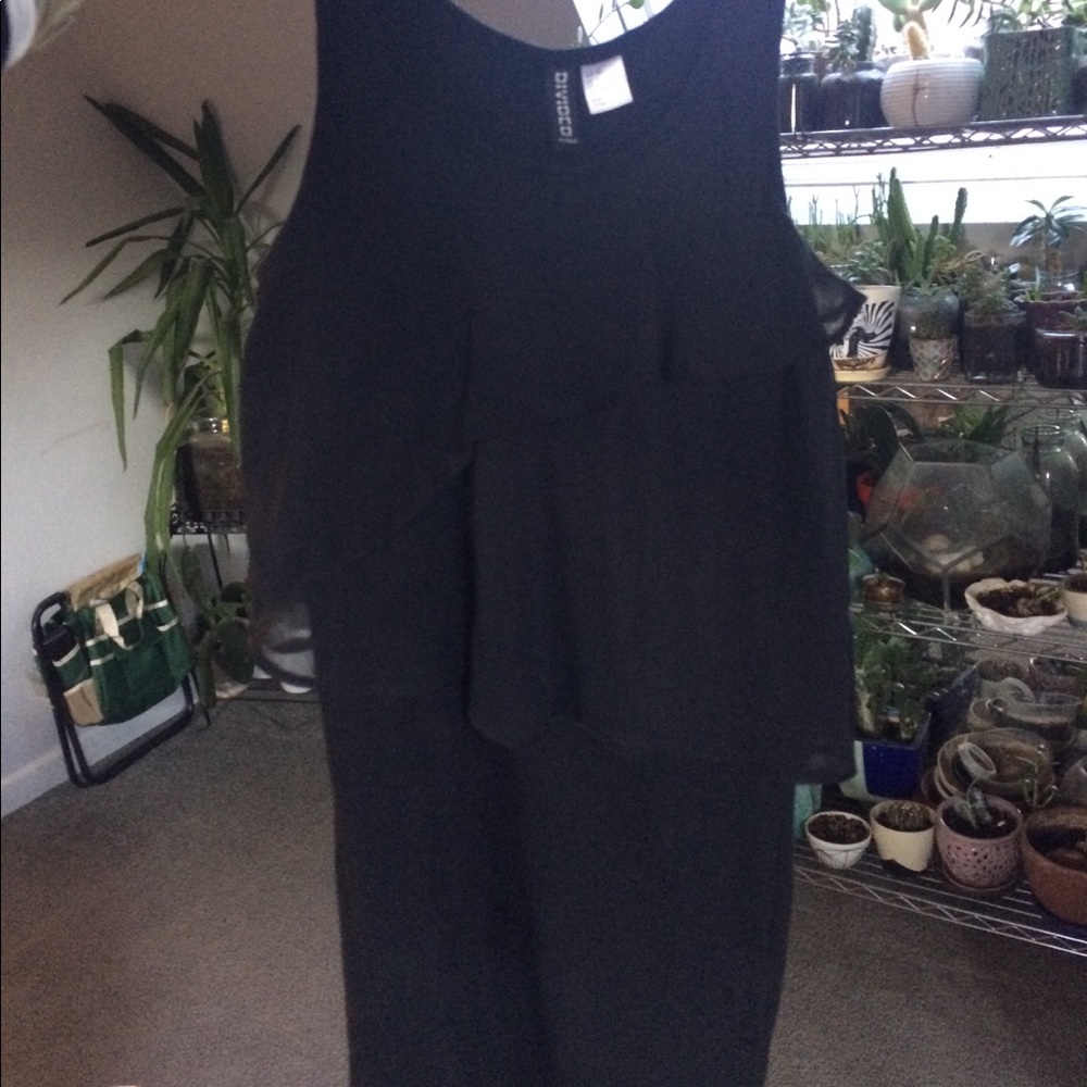chic LBD - Picture 3 of 5