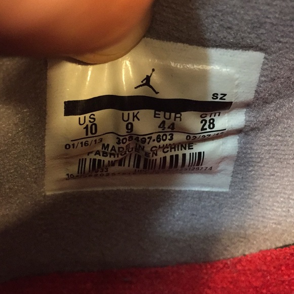 Air Jordan Retro 4 "Toro" - Picture 5 of 5