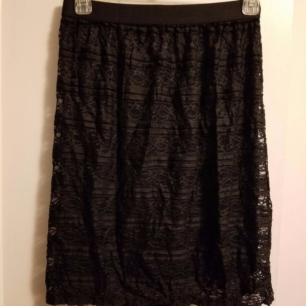 Black skirt
