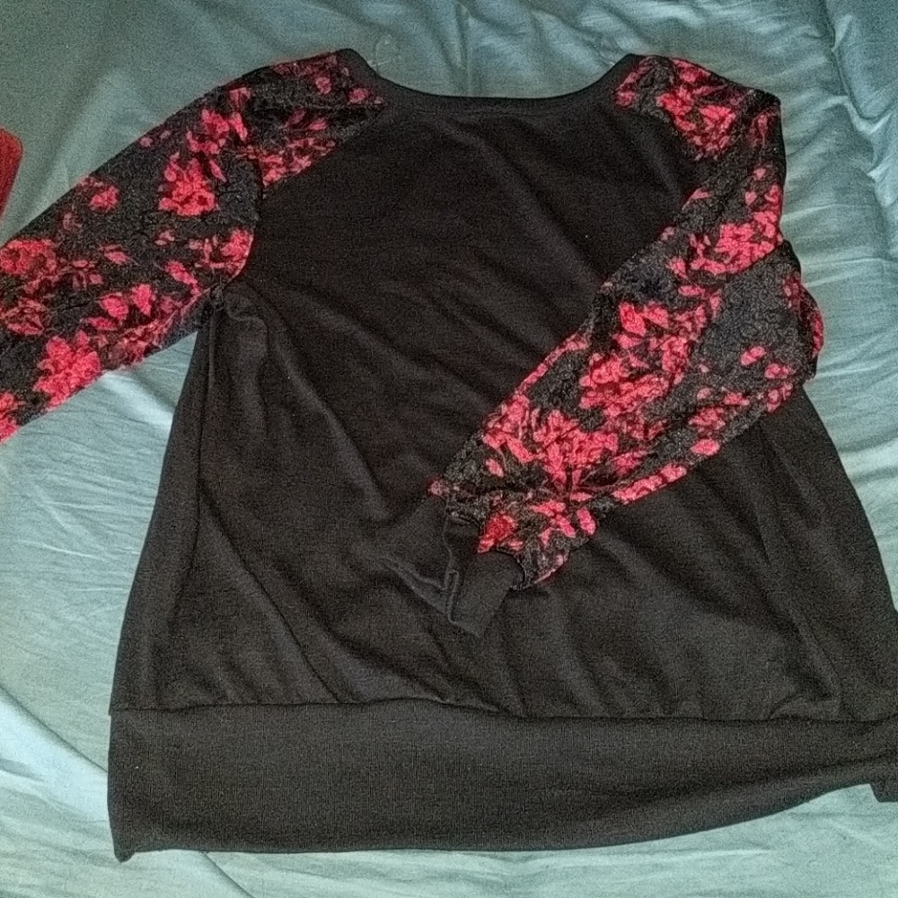 Sweater - Picture 3 of 5