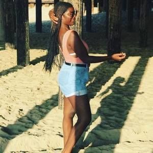 Meet your Posher, Shaniya