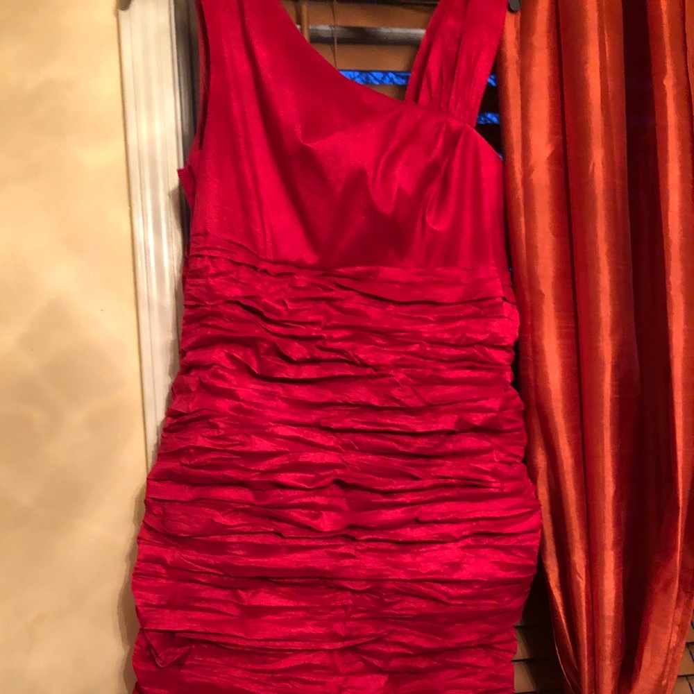 Pink dress, gently used and in great condition