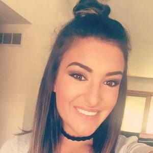 Meet your Posher, Devan