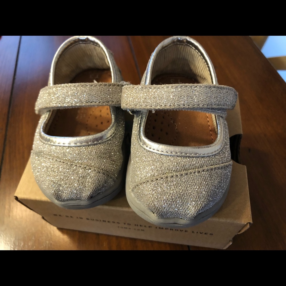 Baby toms