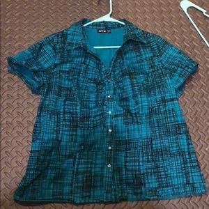 Women’s APT.9 button up