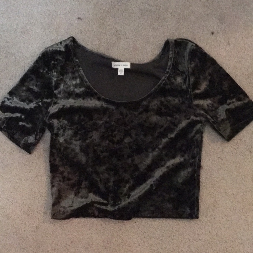 Urban outfitters silence and noise velvet crop top