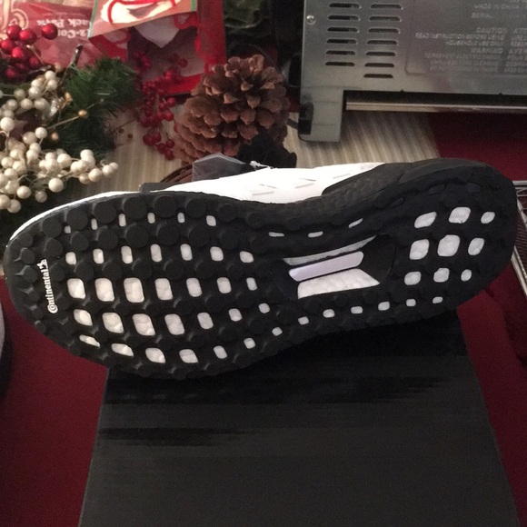 Adidas Ultra Boost 3.0 Xeno Limited Edition - Picture 5 of 6