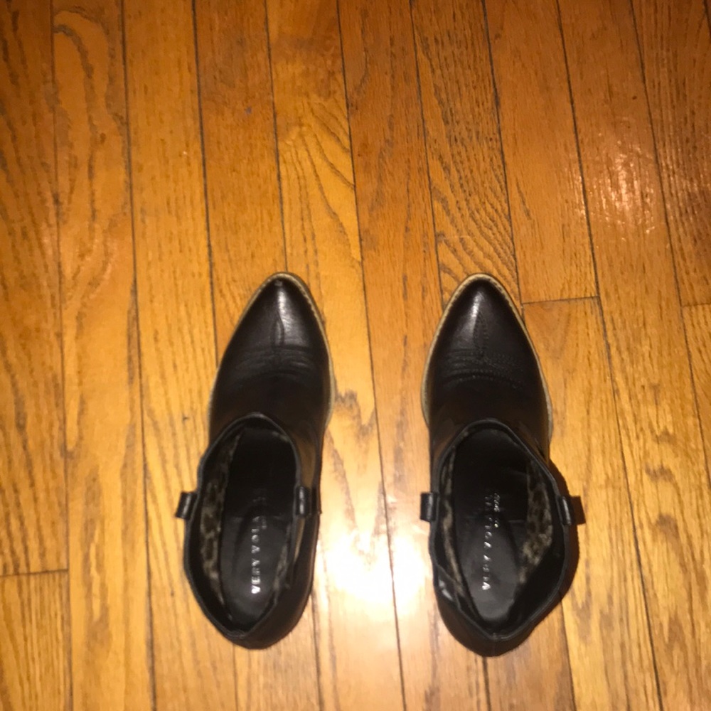 Very Volatile Leather Booties - Picture 5 of 5