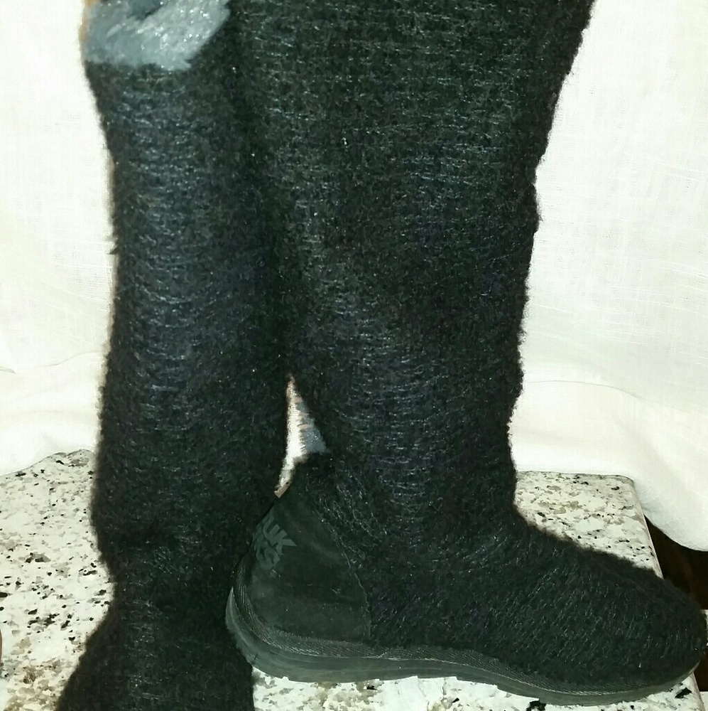 Muk luks women Malena crotchet button up boots
