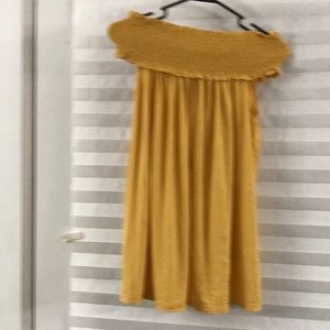 Yellow/mustard yellow sleeveless shirt