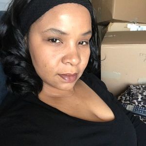 Meet your Posher, Leslie