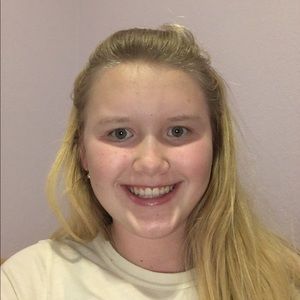 Meet your Posher, Elizabeth