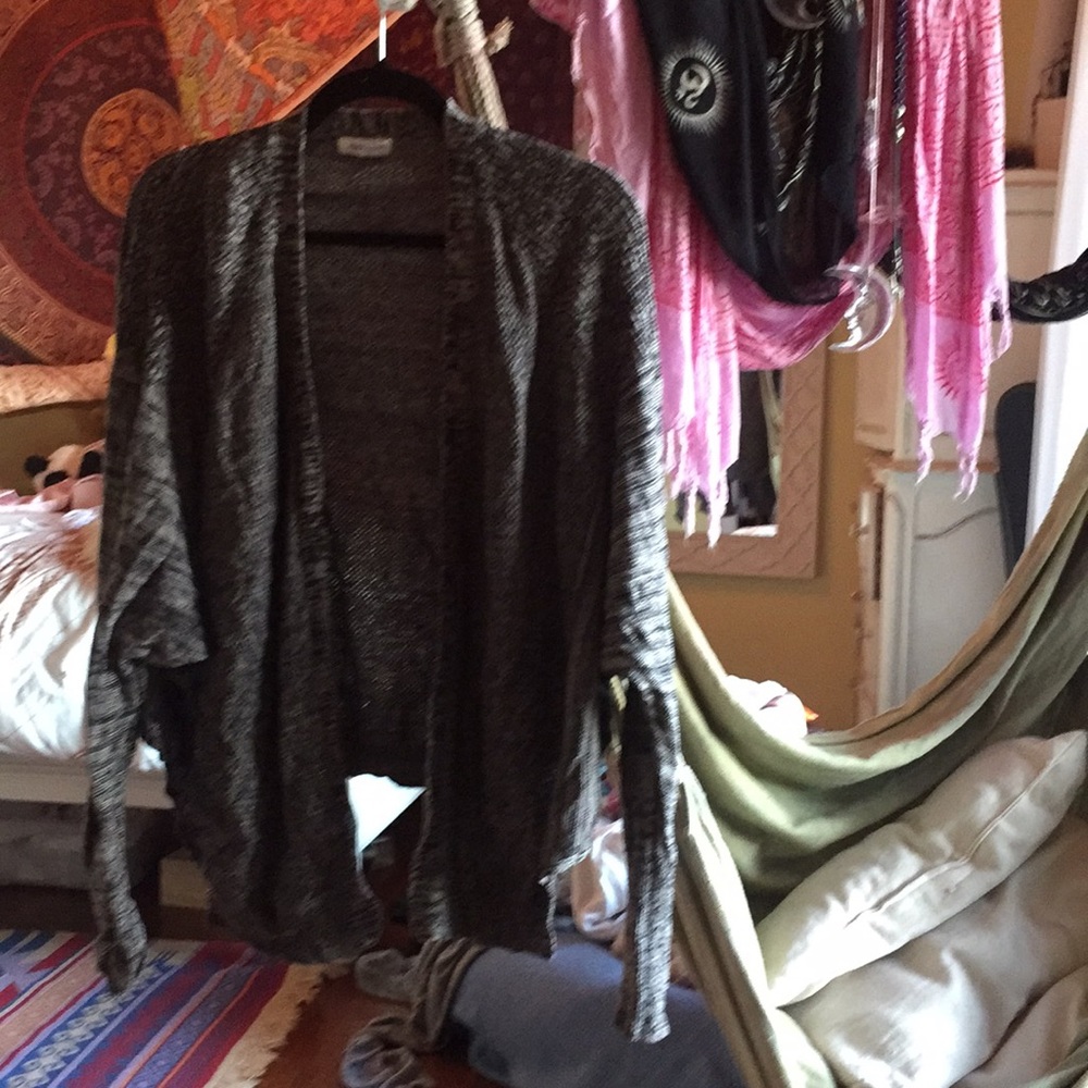 urban outfitters cardigan brandy melville