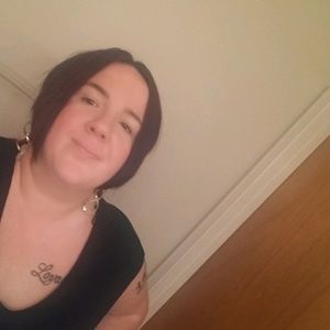 Meet your Posher, Amie