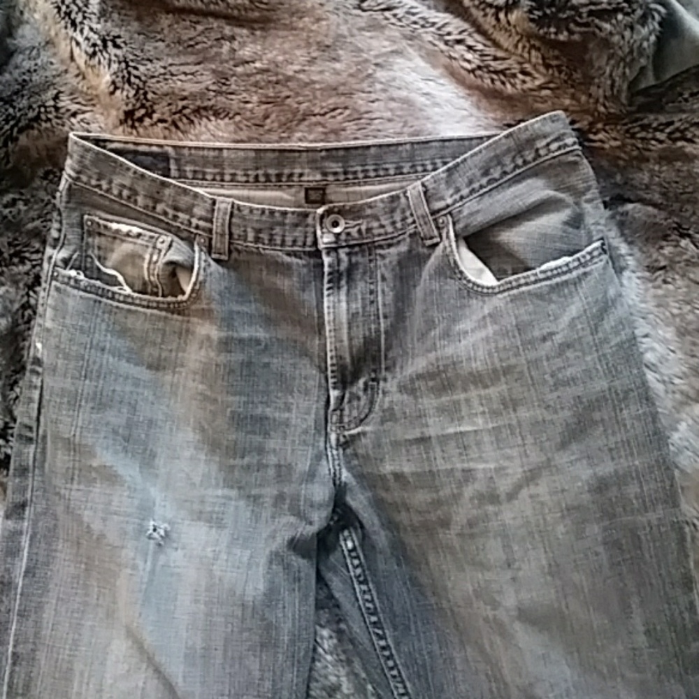 Well worn Banana Republic straight leg Jean 36 34