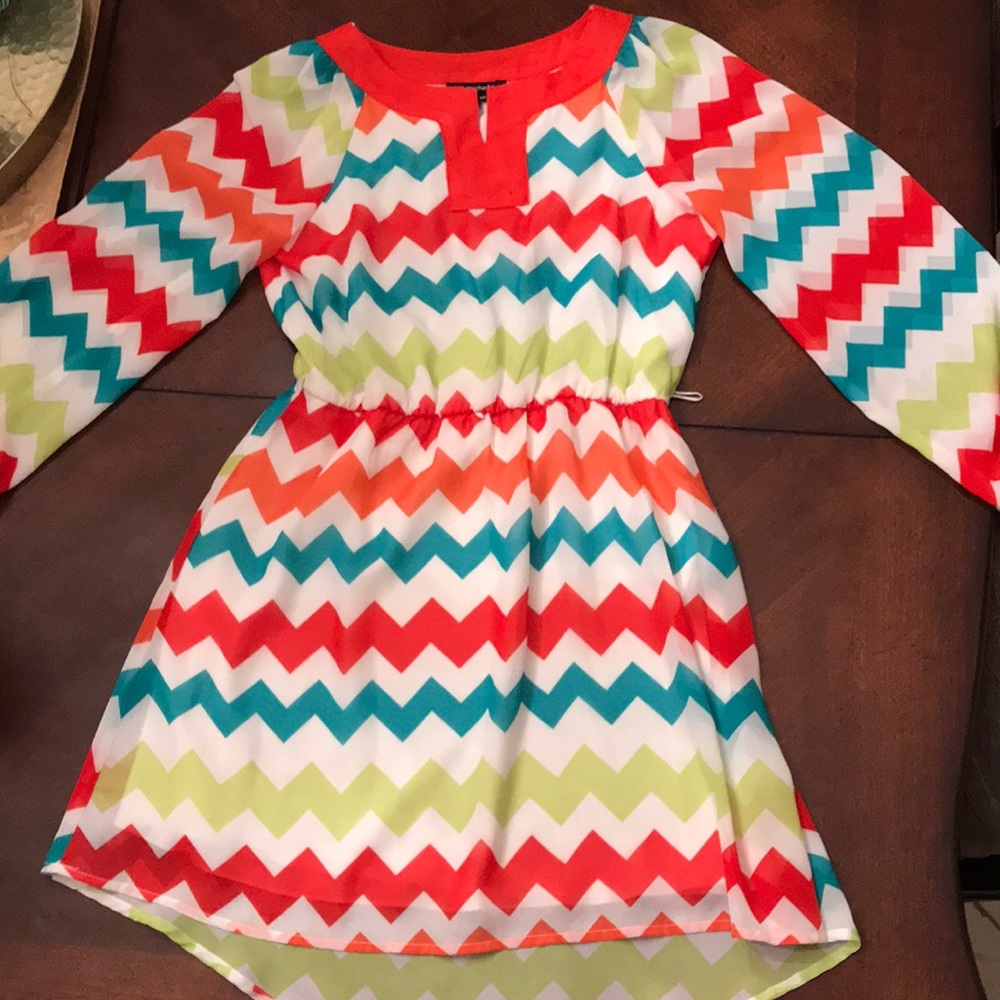 Chevron size 12/ worn twice and cleaned