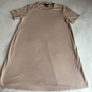 ‼️3/$20‼️Forever 21 Nude Short Dress