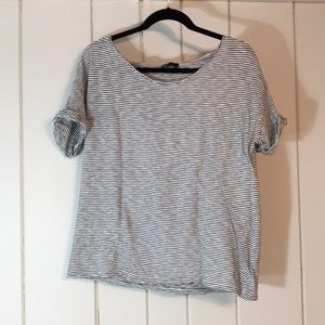Gap black and white stripe tee