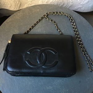 Vintage black Chanel chain purse