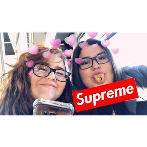 Meet your Posher, Alexia