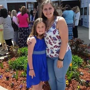 Meet your Posher, Sarina