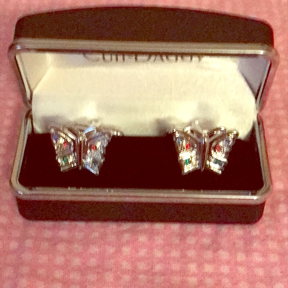 Butterfly cuff links