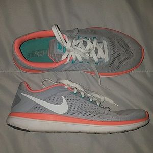 Nike Womens FitSole