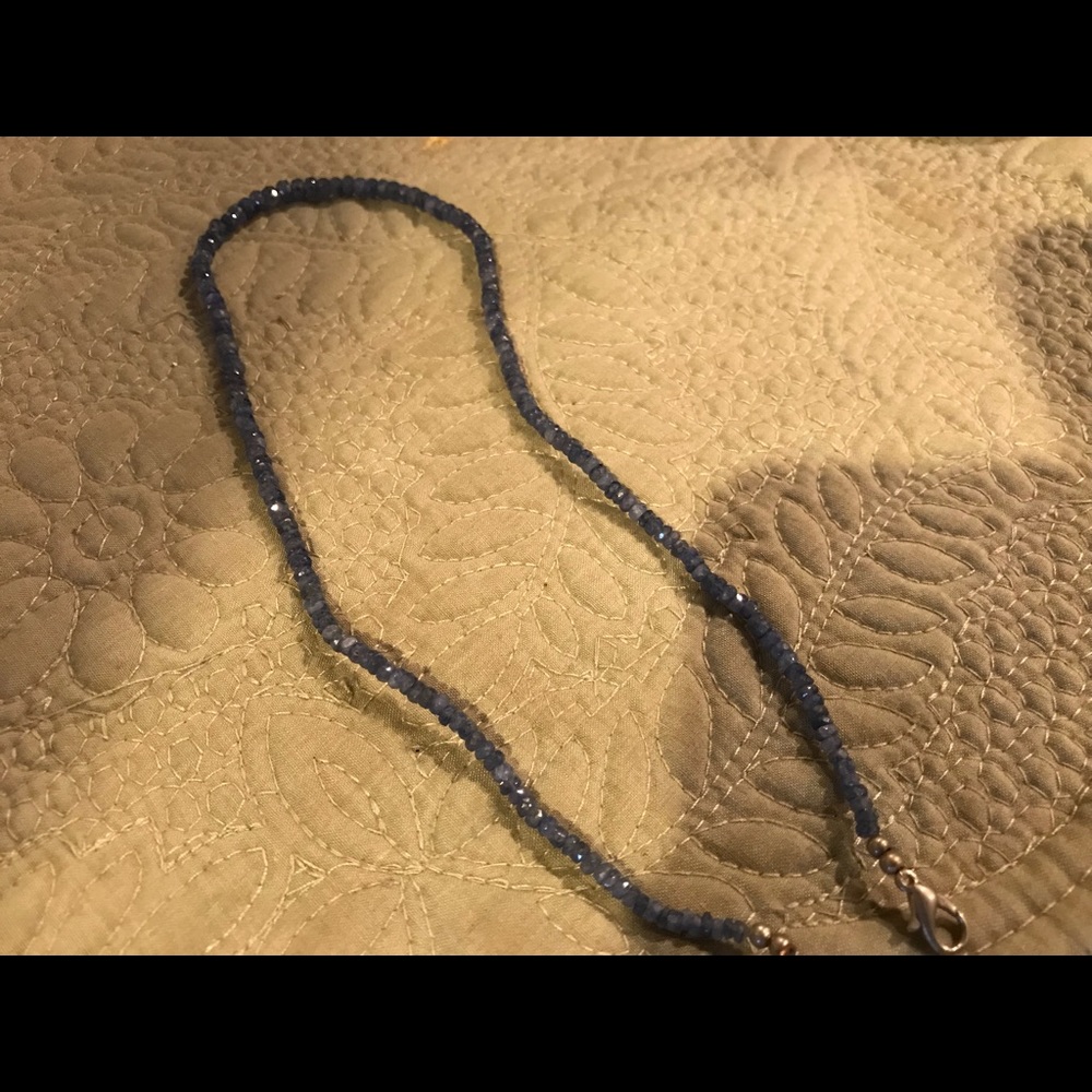 Blue sapphire stones necklace