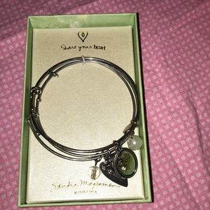 Charm bracelet